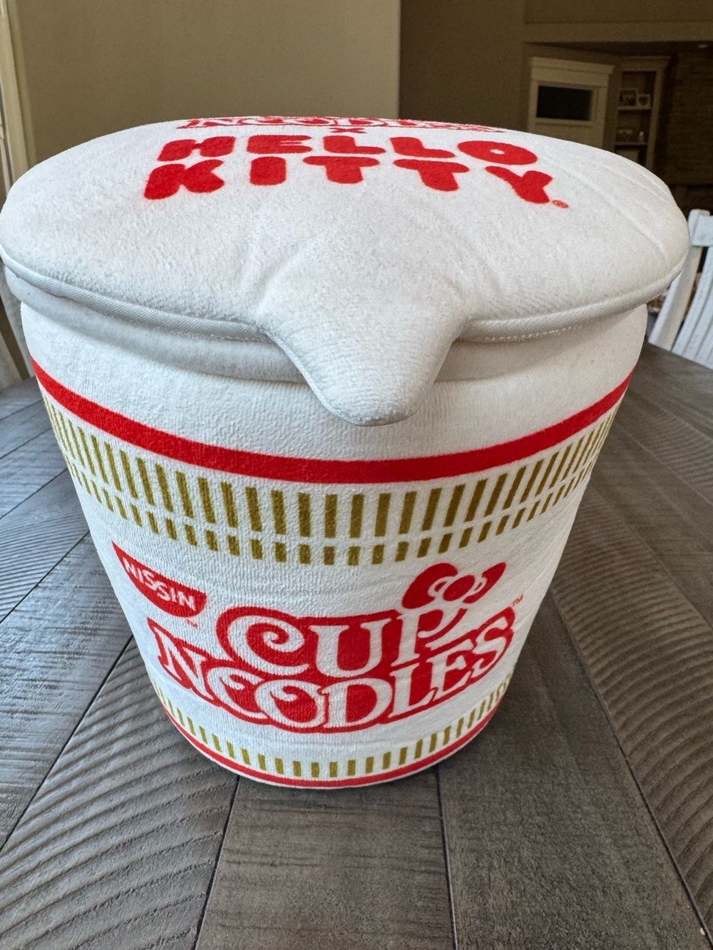 Nissin Cup Noodles - Hello Kitty Plush Container Kidrobot - Picture 7 of 15
